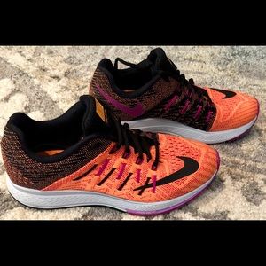 Nike Women’s Zoom Elite 8